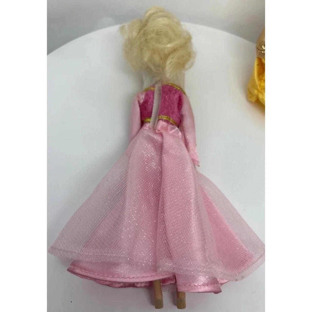 4 Disneyland California Disney Princesses Snow White Cinderella Belle‎ Aurora 6